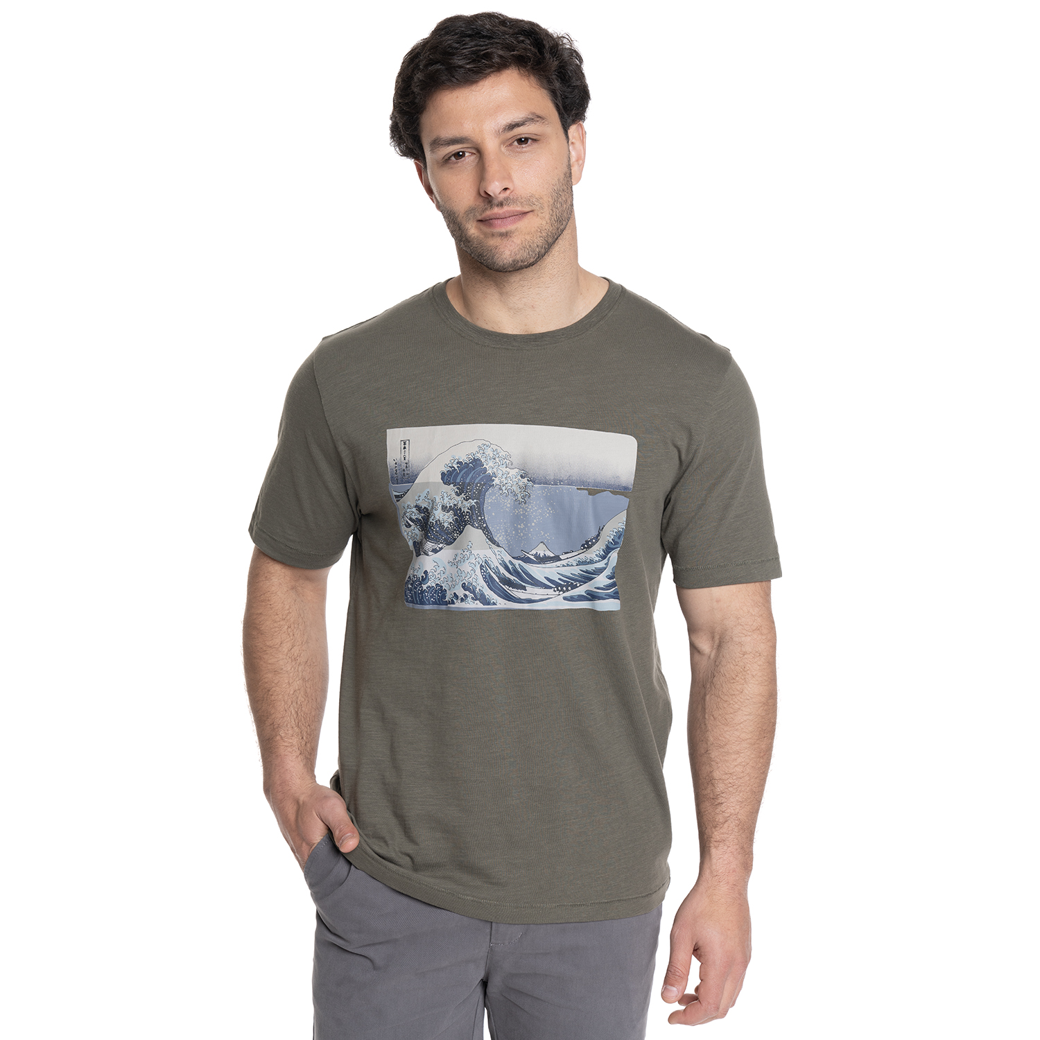 POLERA HOMBRE CUELLO REDONDO ESTAMPADO FRONTAL | VERDE OSCURO - 1