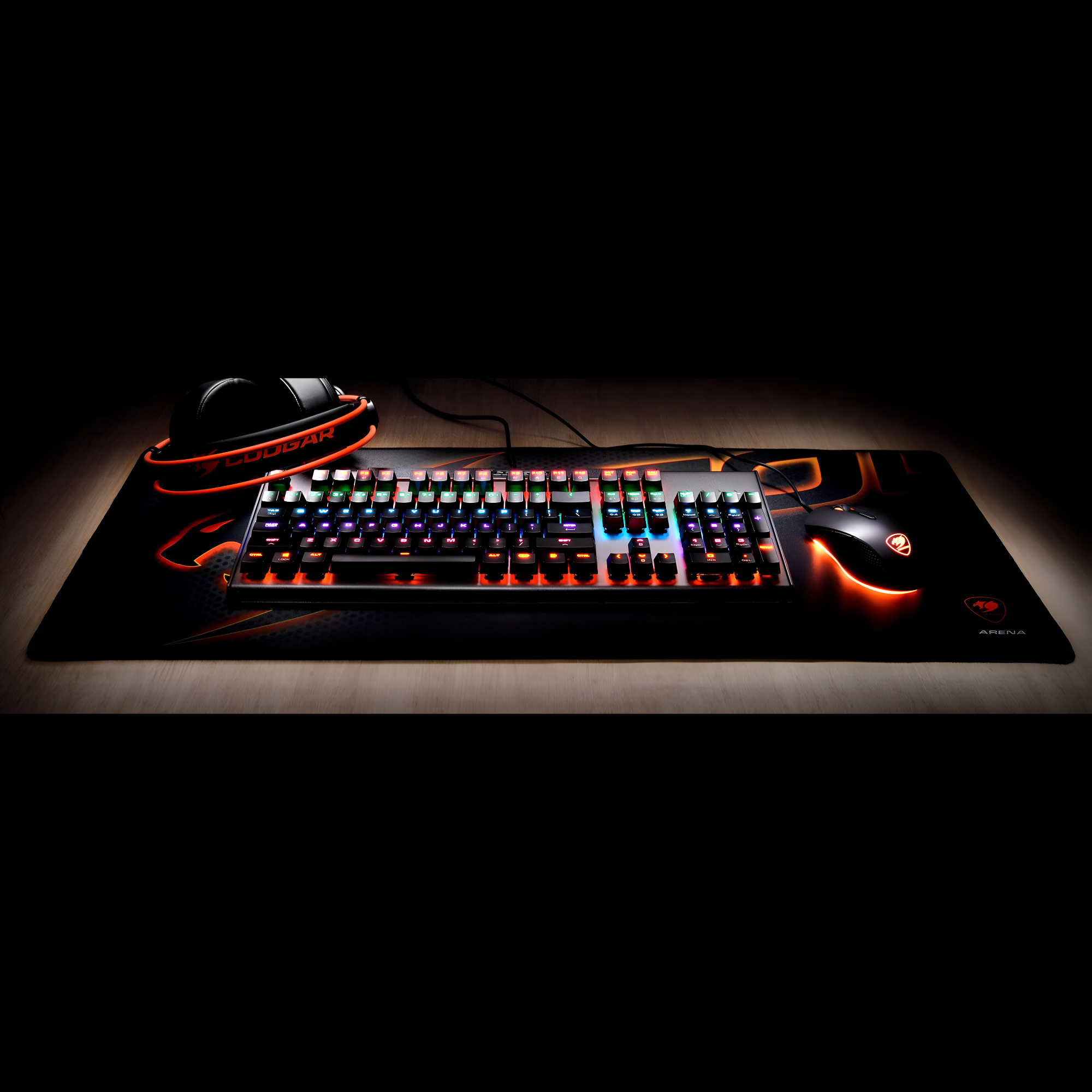 MOUSE PAD COUGAR ARENA BLACK GAMING EXTENDED EDITION - 4