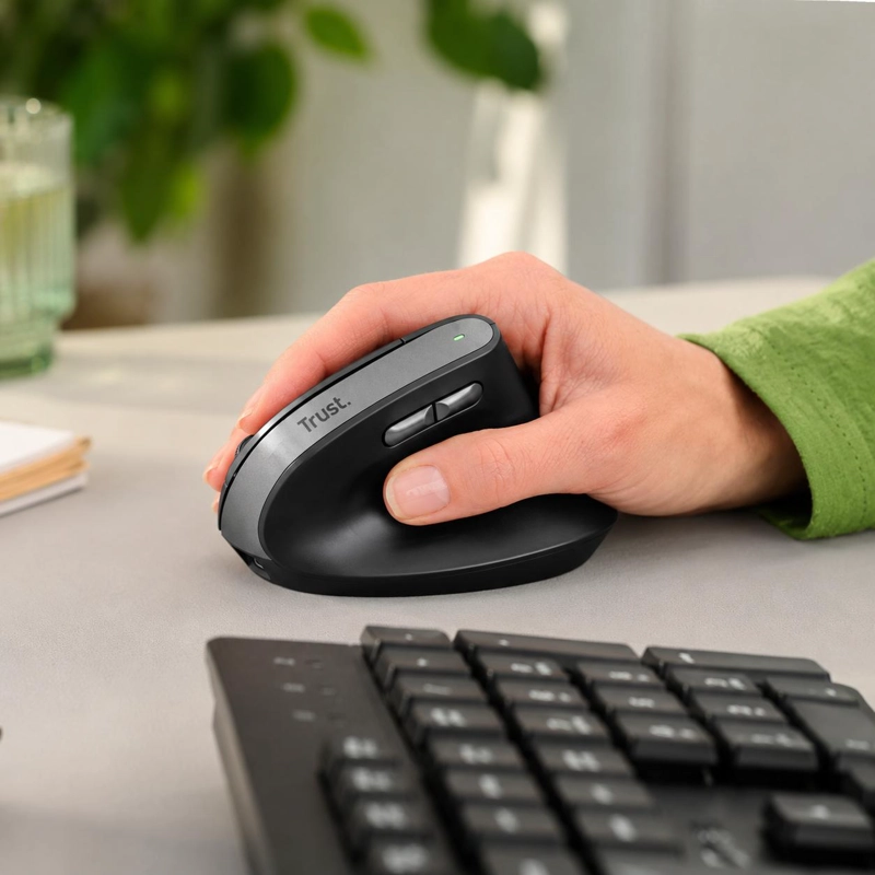 MOUSE VERTICAL INALAMBRICO TRUST BAYO II RECARGABLE ERGONOMICO - 9