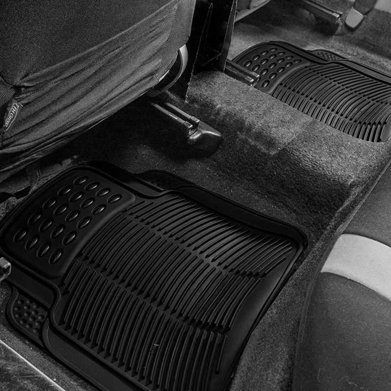 PISOS DE GOMA PARA VEHICULO 4 PIEZAS NEGRO GENE RICO - 4