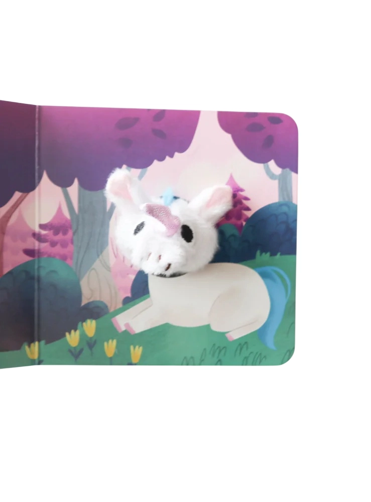 LIBRO CON TITERE DE DEDO - BEBE UNICORNIO - VICTORIA YING - 3