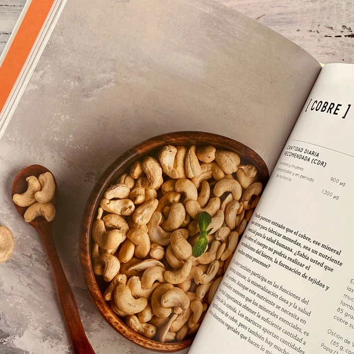 LIBRO GUIA COMPLETA - VITAMINAS NATURALES - RITA TAYLOR - 2