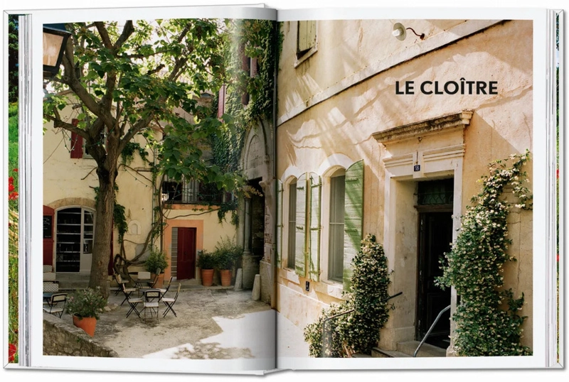 40 - LIVING IN PROVENCE - INT - 2