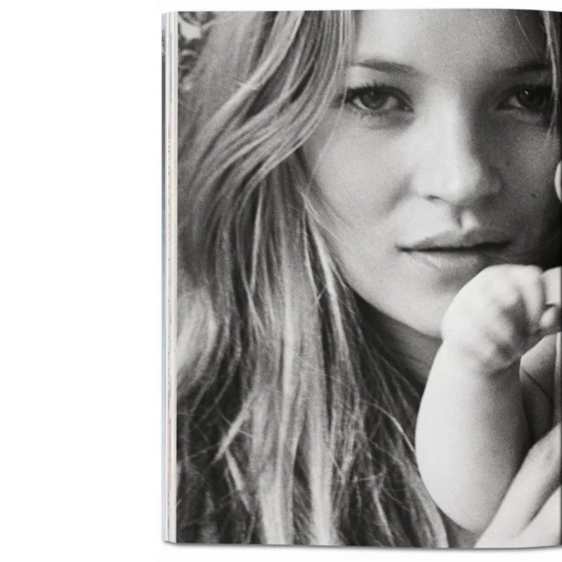 KATE MOSS BY MARIO TESTINO - 2