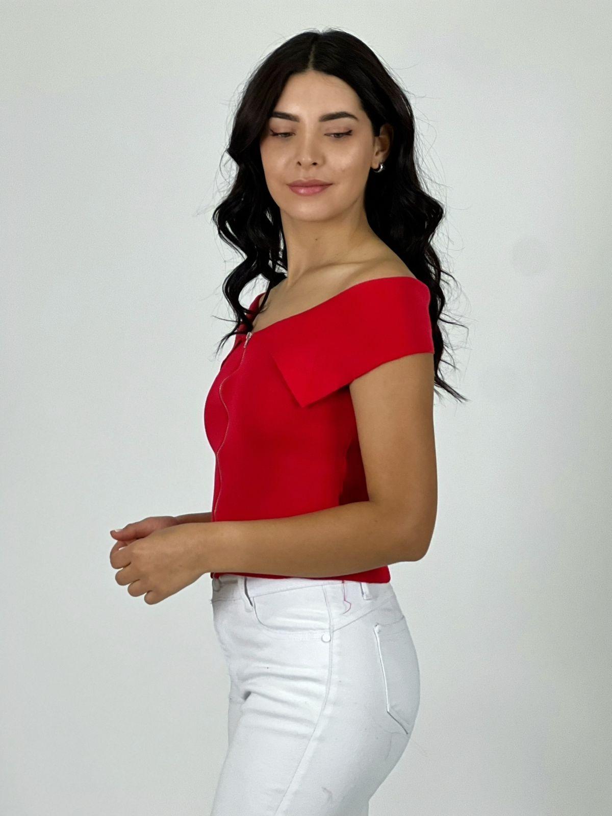POLERA TOP CON CIERRE - ROJO - 2