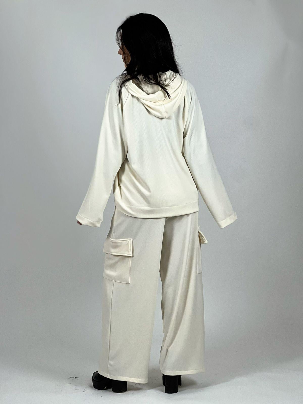CONJUNTO DELGADO PANTALÓN Y POLERÓN EN COLOR BLANCO - 4