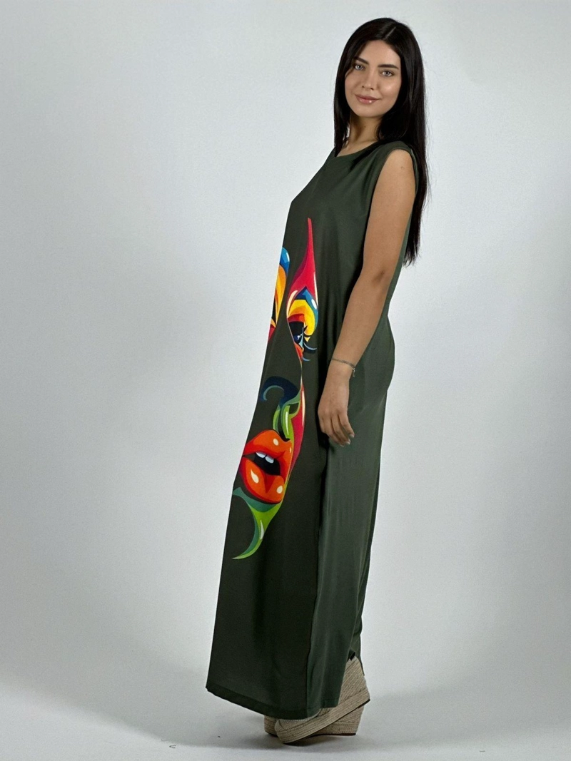 VESTIDO SUBLIMADO ROSTRO COLORIDO CAMEL - 3