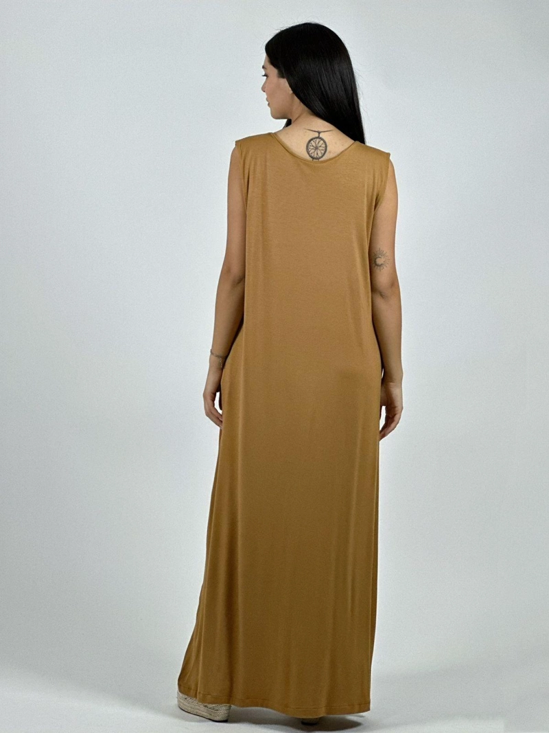 VESTIDO SUBLIMADO ROSTRO COLORIDO CAMEL - 4