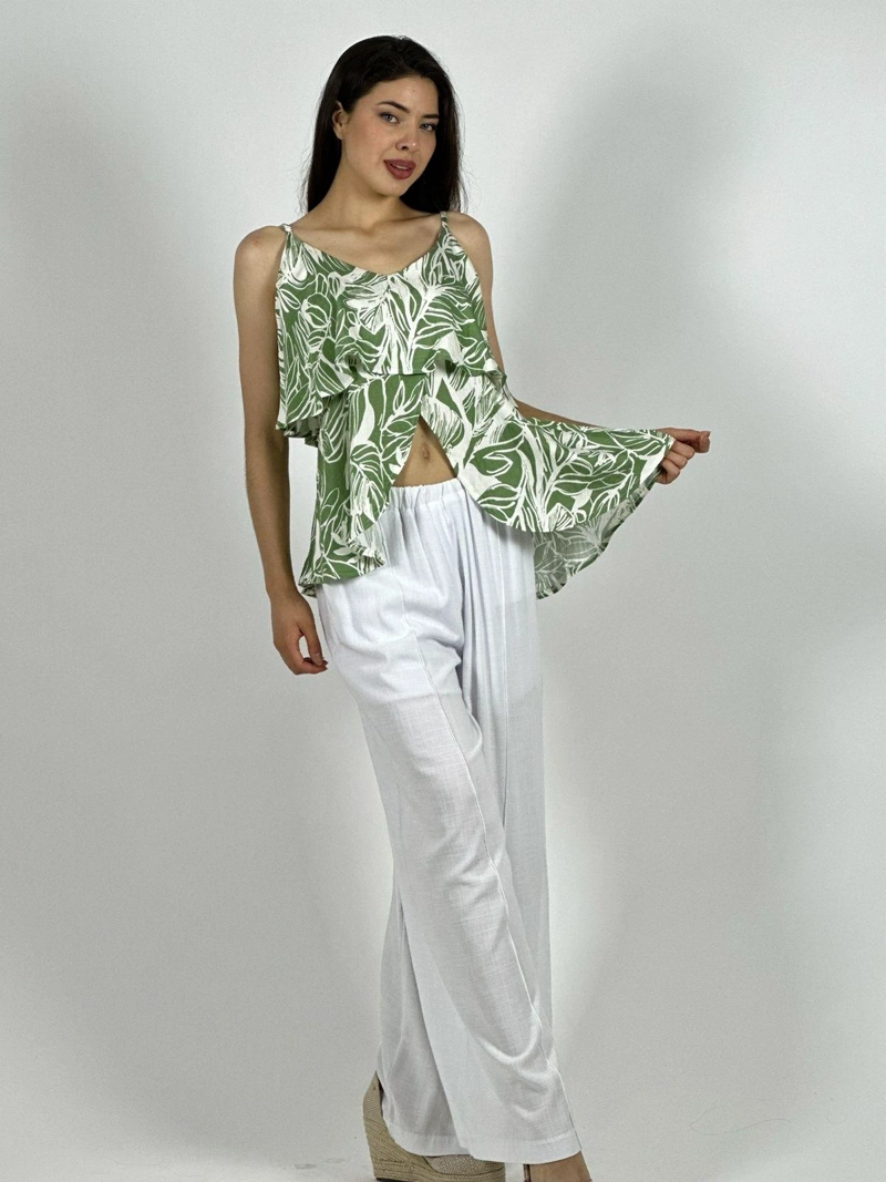 BLUSA CON VUELOS DISEÑO HOJAS VERDE - 1
