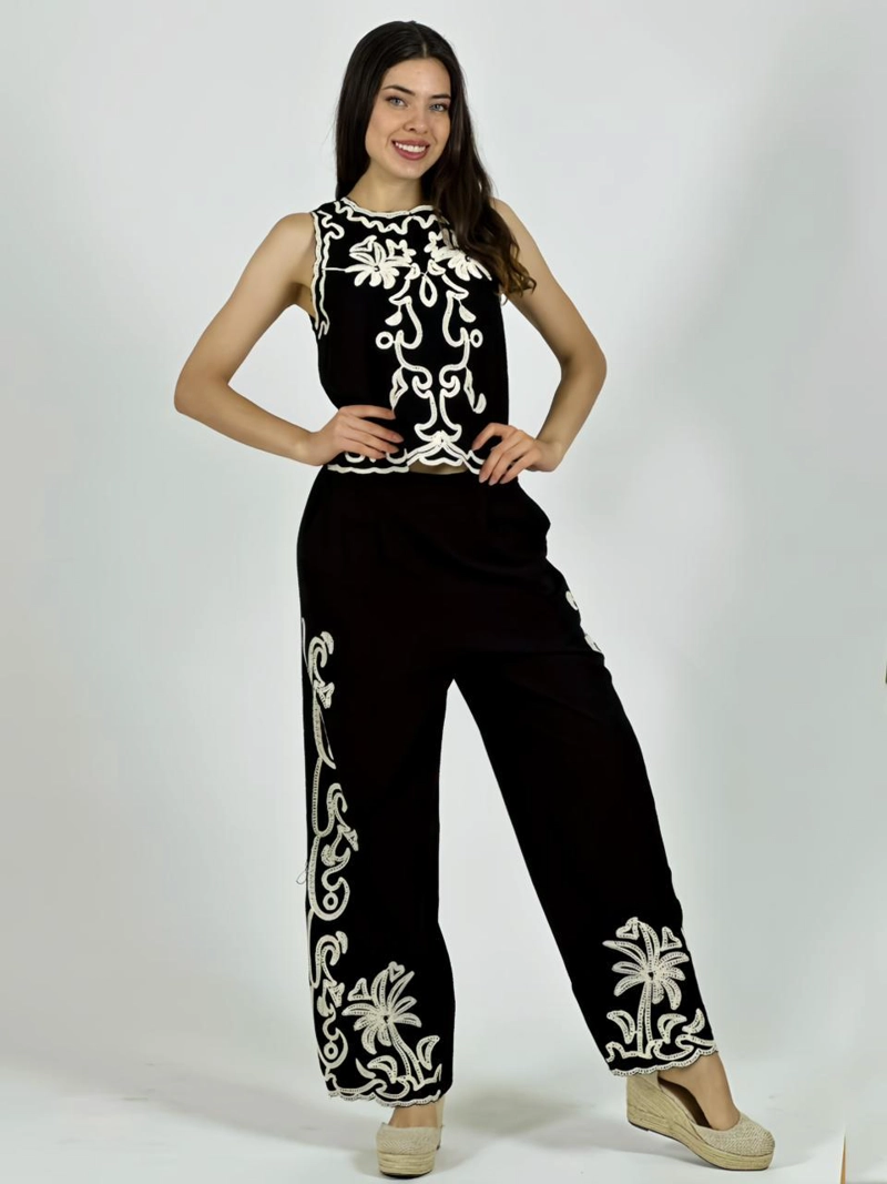 CONJUNTO DE LINO BORDADO BEIGE - 1