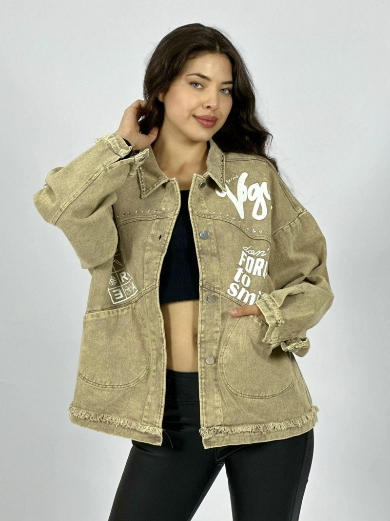 CHAQUETA MEZCLILLA TACHAS Y LETRAS NEGRO - 2