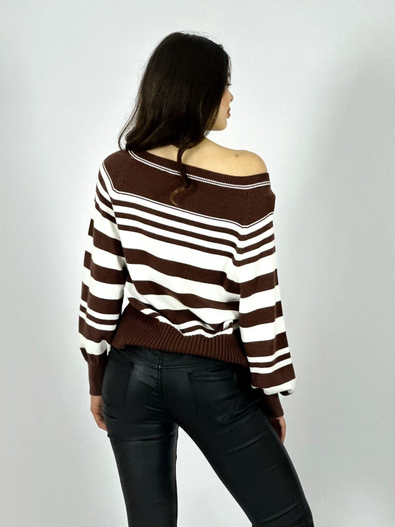 SWEATER DE RAYAS HORIZONTALES BEIGE - 3