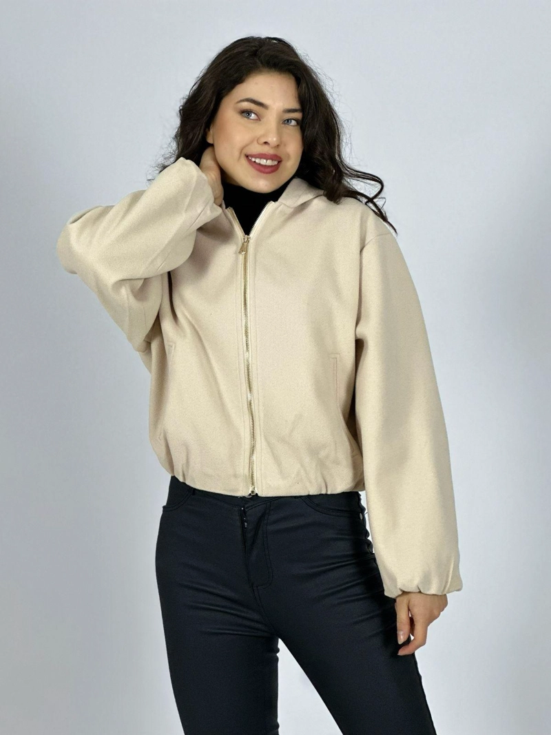 CHAQUETA BOMBER CORTA CON GORRO BURDEO - 2