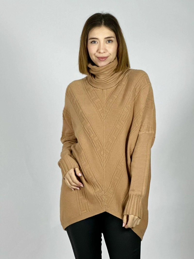 SWEATER CUELLO TORTUGA DISEÑO EN V BURDEO - 1