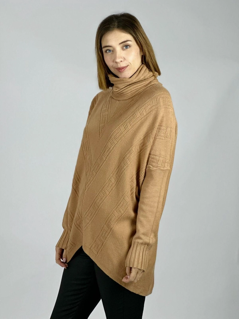 SWEATER CUELLO TORTUGA DISEÑO EN V BURDEO - 2