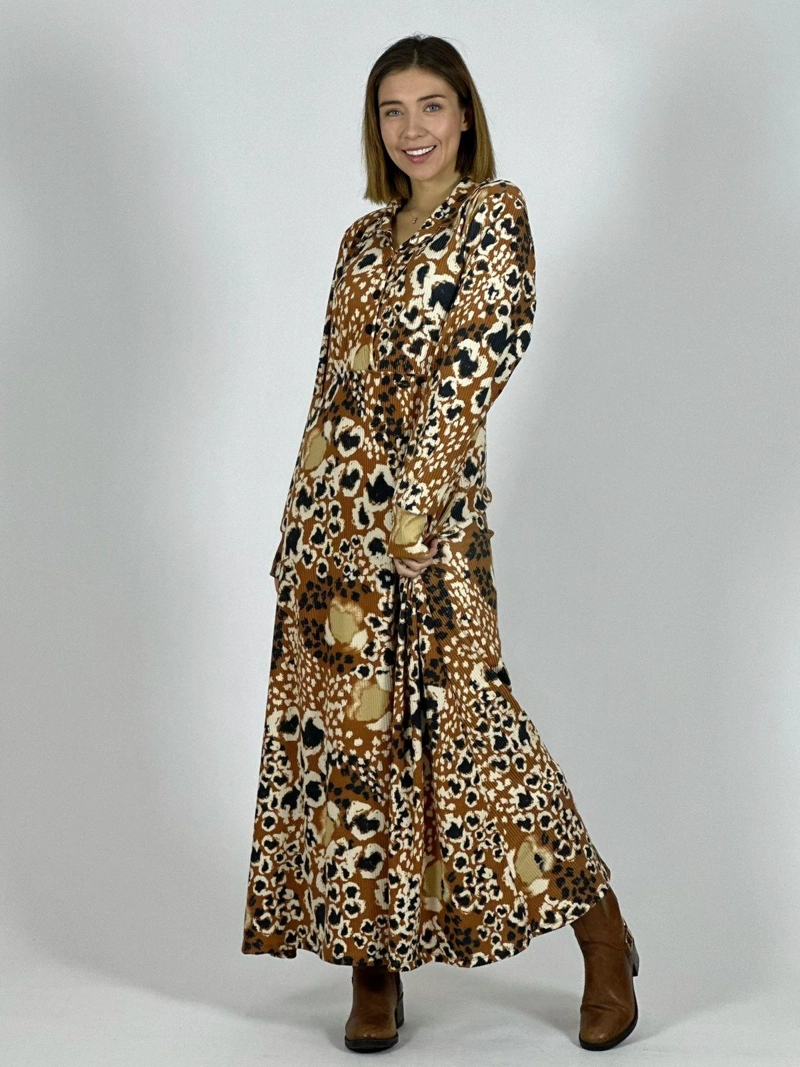 VESTIDO LARGO PUNTO GUEPARDO MANGA LARGA CAMEL - 1