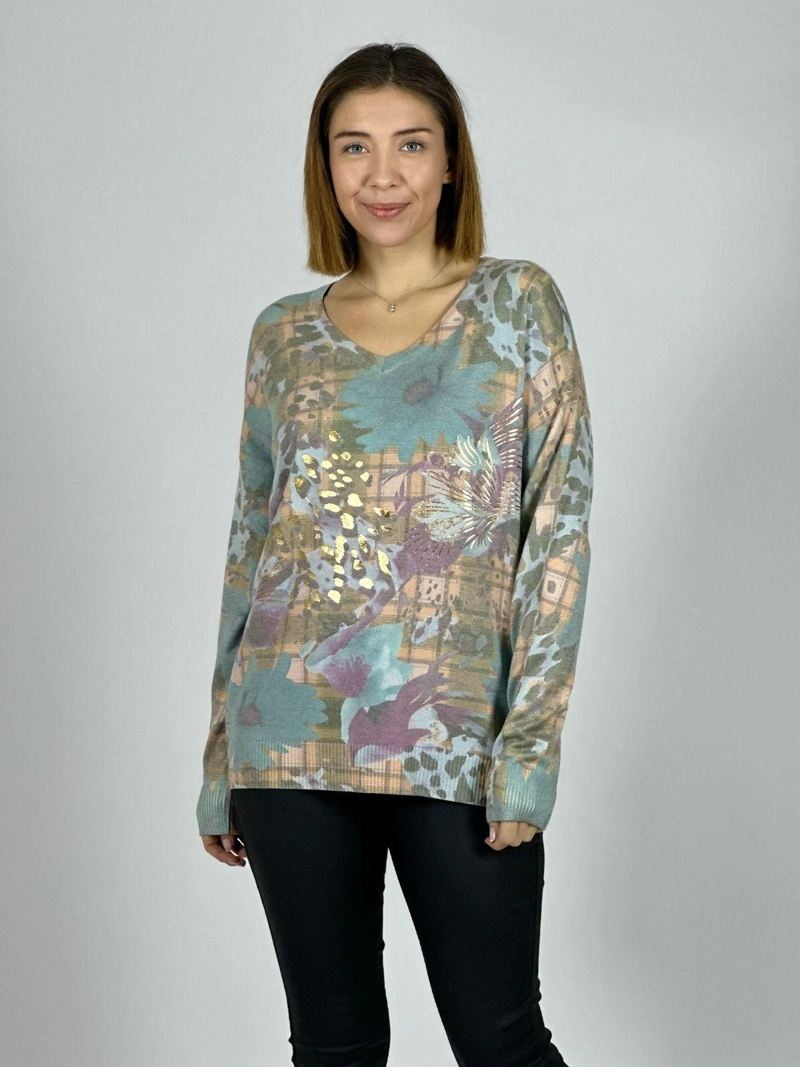 SWEATER CUELLO V FLORES Y PRINT CELESTE - 2