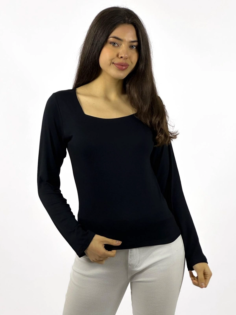 POLERA BASICA CUELLO CUADRADO ROJO - 1