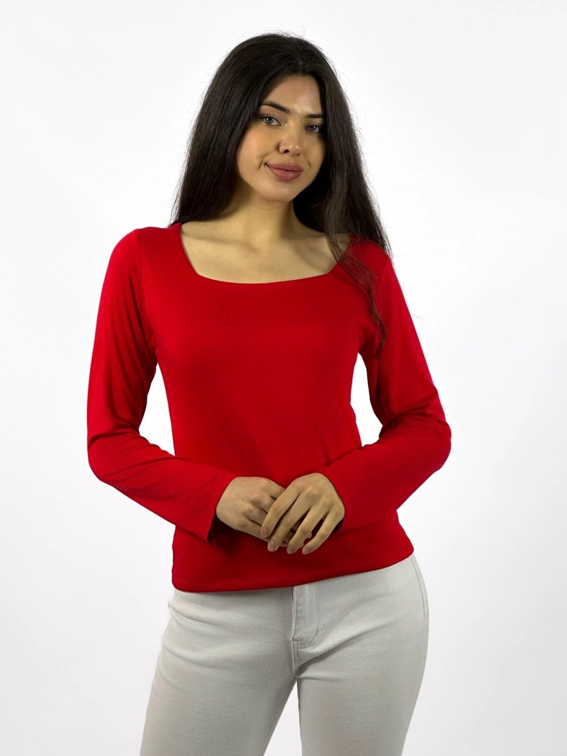 POLERA BASICA CUELLO CUADRADO ROJO - 1