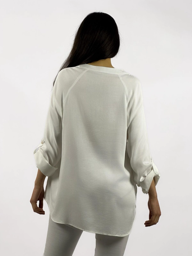 BLUSA DISEÑO BRODERI FLOR PLATEADA BEIGE - 3