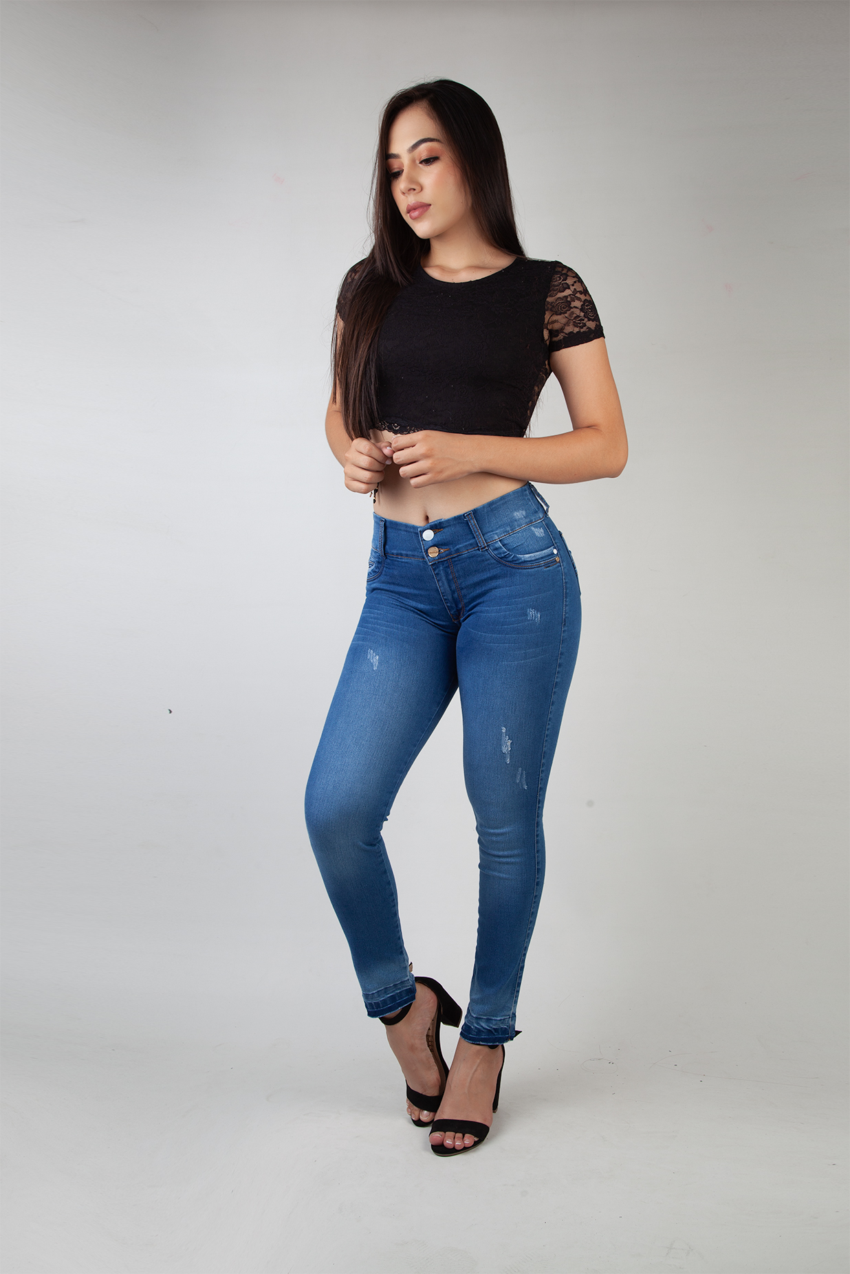 JEANS DAMA AZUL LEVANTA COLA 2 BOTONES - 1