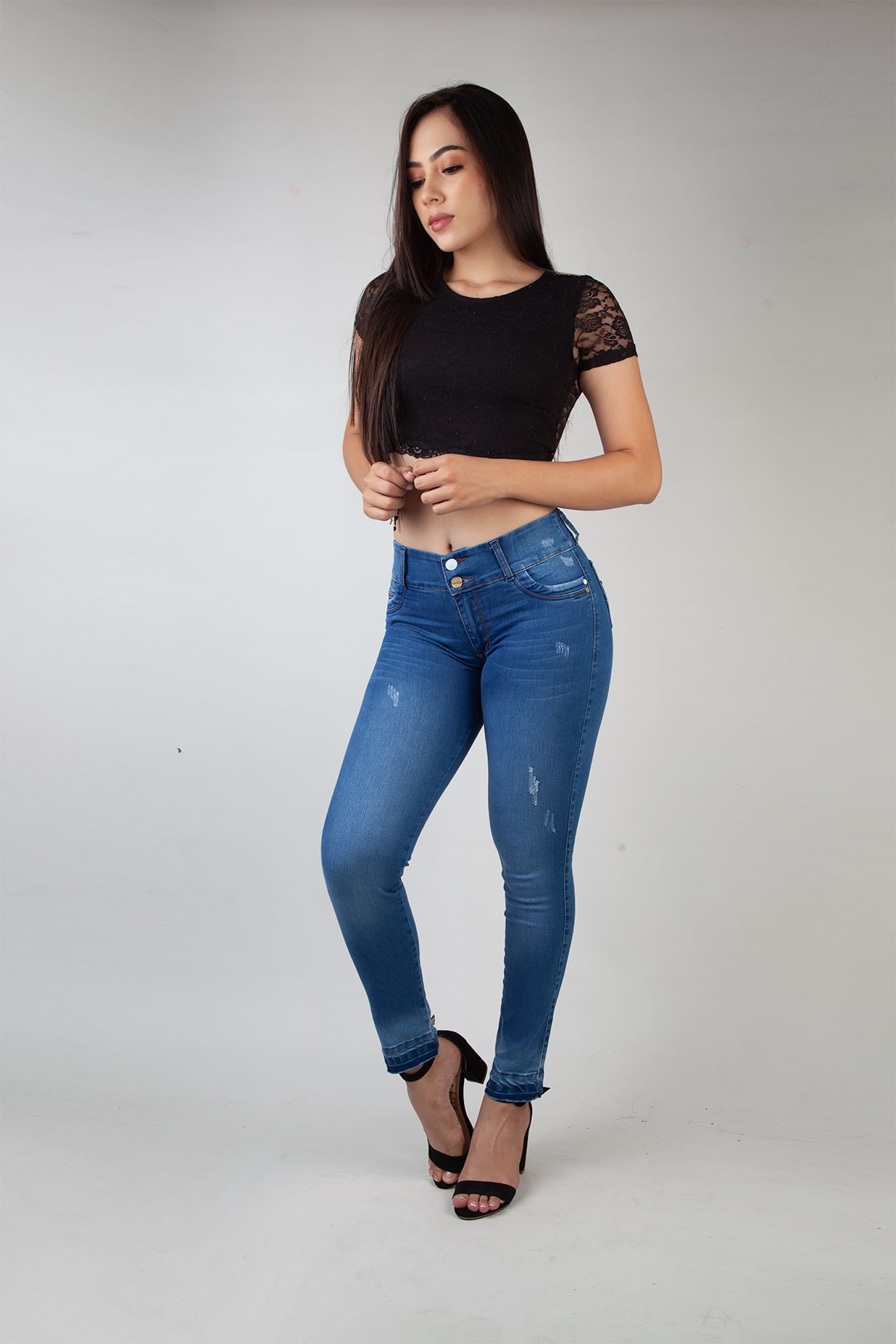 JEANS DAMA AZUL LEVANTA COLA 2 BOTONES - 1