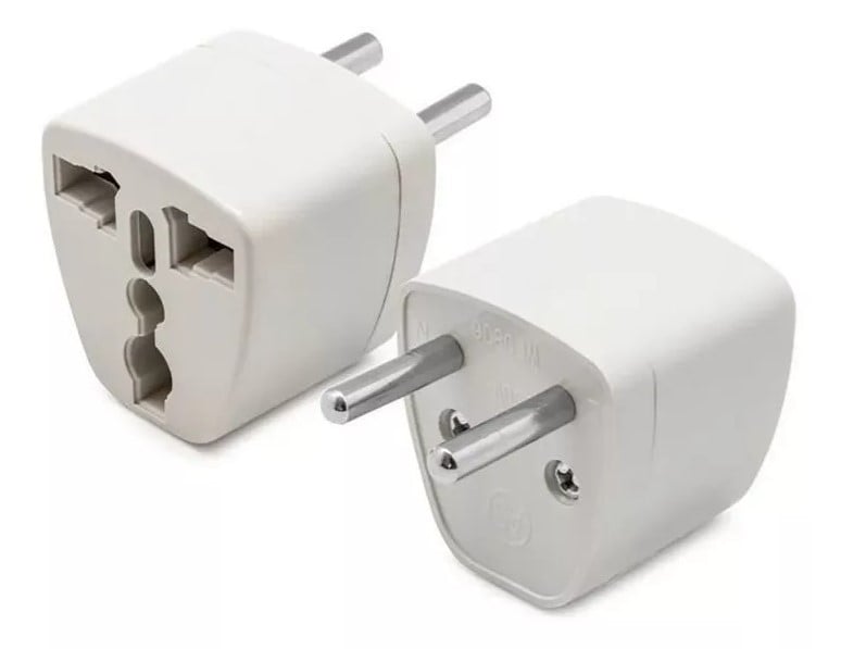 ADAPTADOR DE ENCHUFE AMERICANO - 2