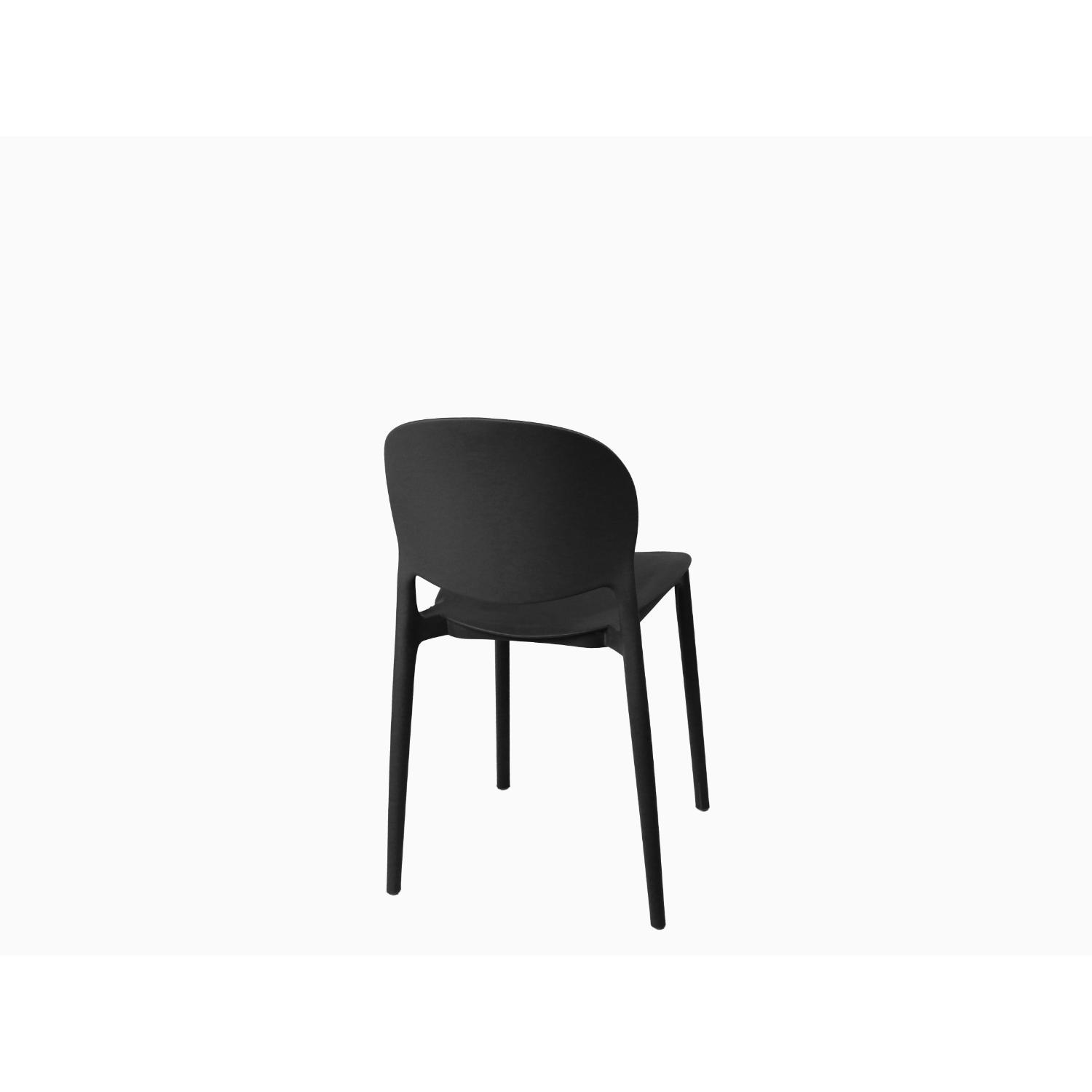 SILLA PLASTICO APILABLE DECO SEVILLA NEGRO ESCANDINAVIA - 4