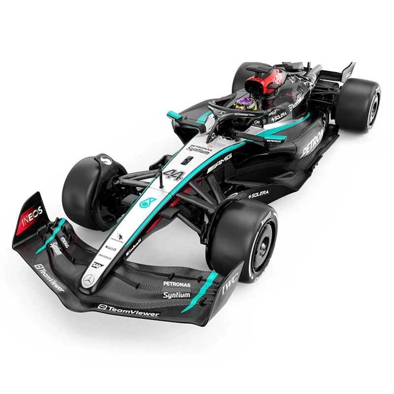 AUTO A CONTROL REMOTO MERCEDES W15 E FORMULA 1 ESCALA 1:12 - 1