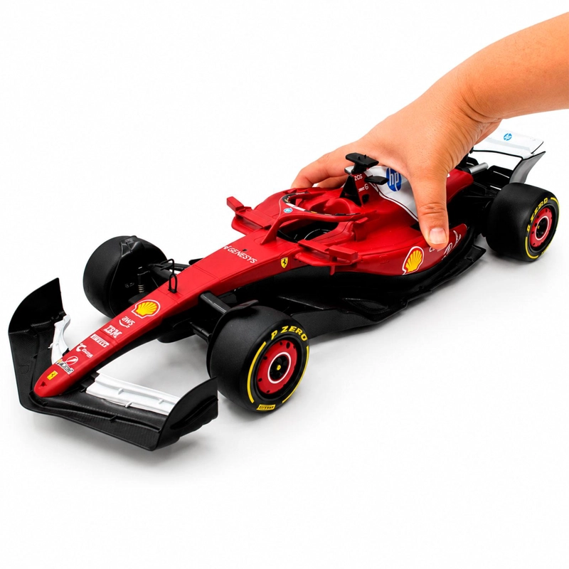 AUTO A CONTROL REMOTO FERRARI SF-25 FORMULA 1 ESCALA 1:12 - 2