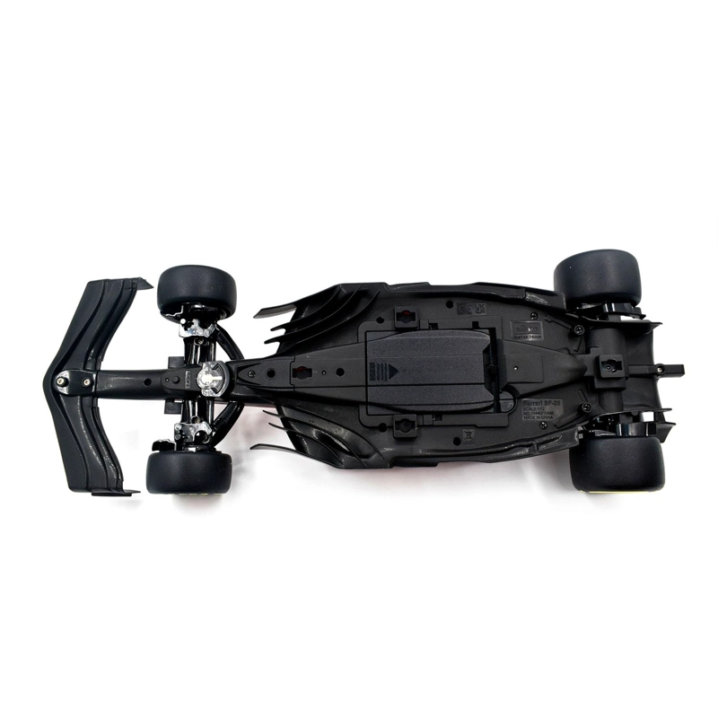 AUTO A CONTROL REMOTO FERRARI SF-25 FORMULA 1 ESCALA 1:12 - 4