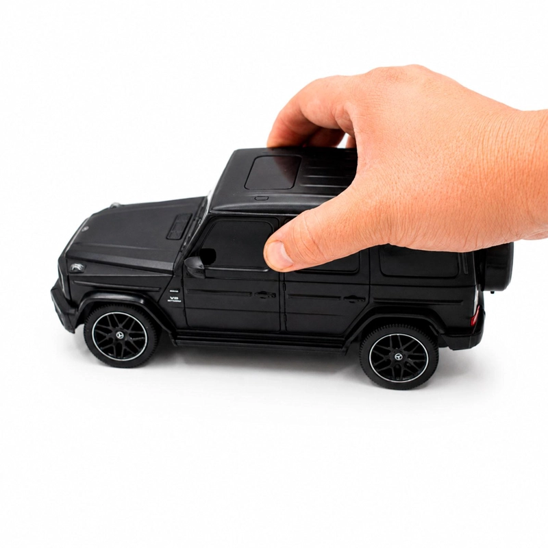 AUTO A CONTROL REMOTO MERCEDES-BENZ AMG G63 ESCALA 1:24 - 8
