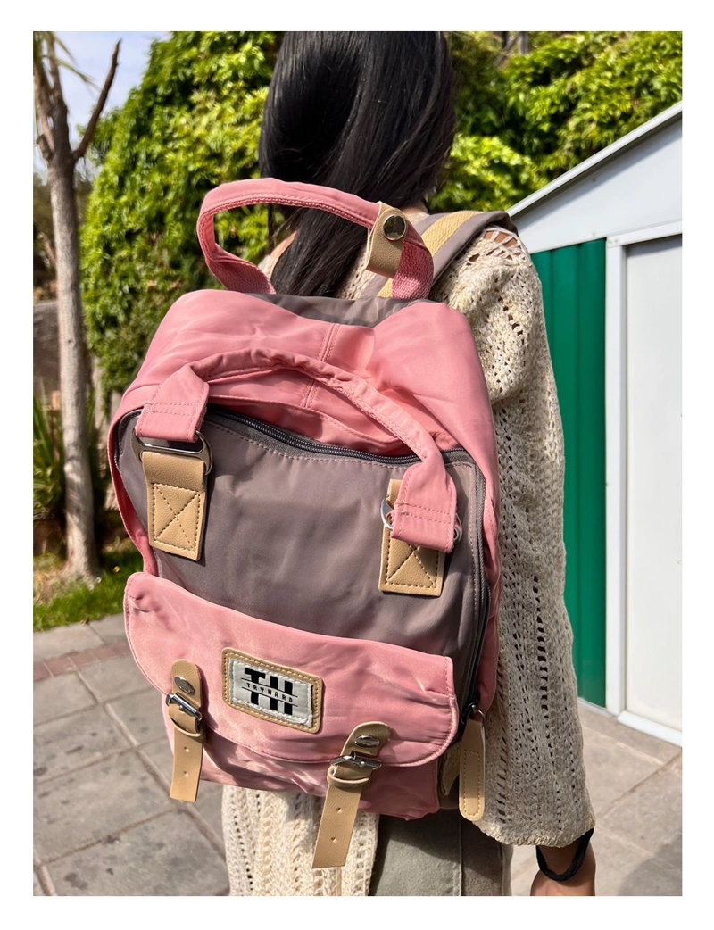 MOCHILA FEMENINA DISEÑO CLASICO A PRUEBA DE AGUA 37 LITROS - 8