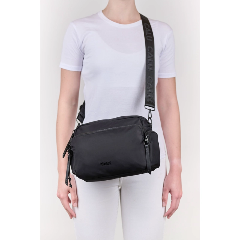 CARTERA BANDOLERA NEW LAVANDA NEGRO CALU - 7