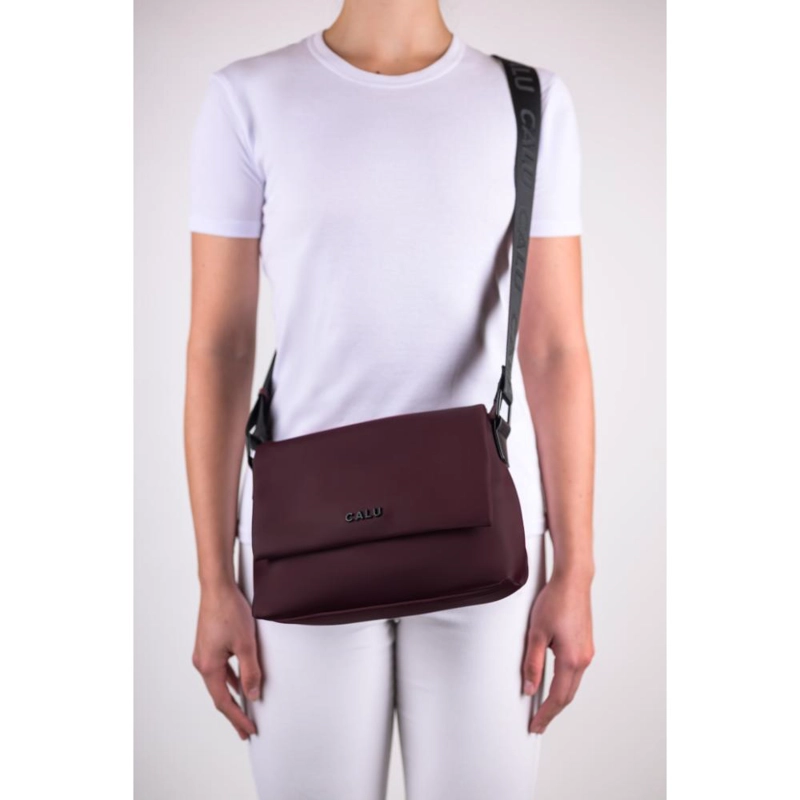 CARTERA BANDOLERA TAPETA HANSEL MORADO OSCURO CALU - 7
