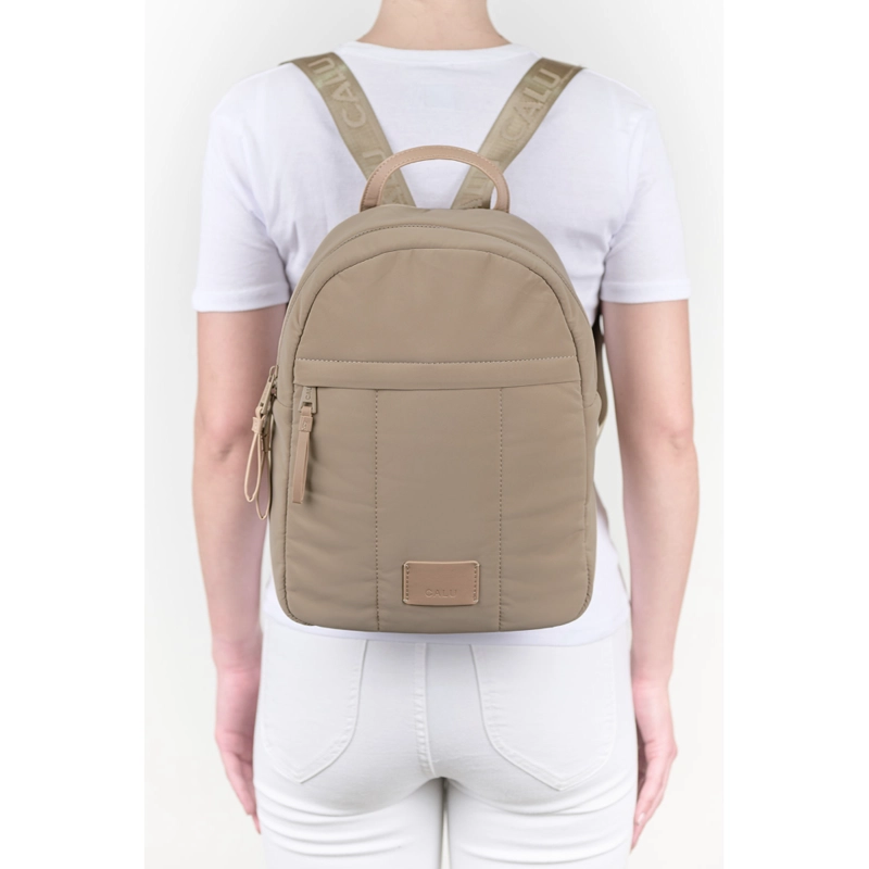 MOCHILA CLEMENTINE LOOK CLASICO TAUPE CALU - 6