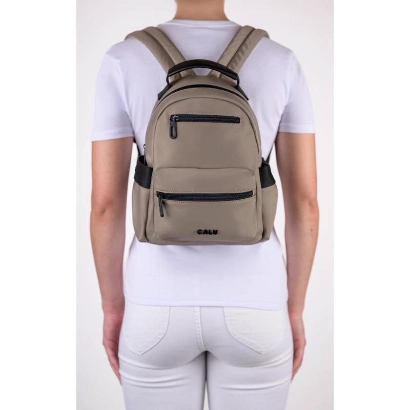 MOCHILA URBANA MUJER IGGY TAUPE CALU - 6