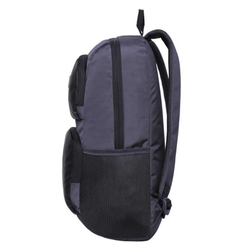 MOCHILA NOTEBOOK STINGER REVERSE GRIS OSCURO - 4