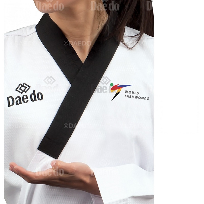 DOBOK ARTES MARCIALES MUJER DAEDO POOMSAE DAN WT - 2