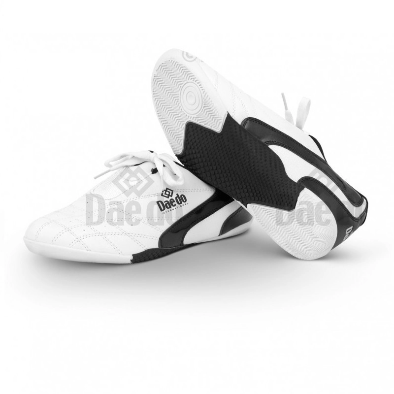 ZAPATILLAS UNISEX DAEDO TAEKWONDO NEGRO KICK CON CORDONES - 1