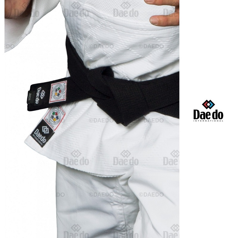 JUDOGI ARTES MARCIALES DAEDO ALGODÓN BLANCO IJF PROFESIONAL 750 GRMS. - 2