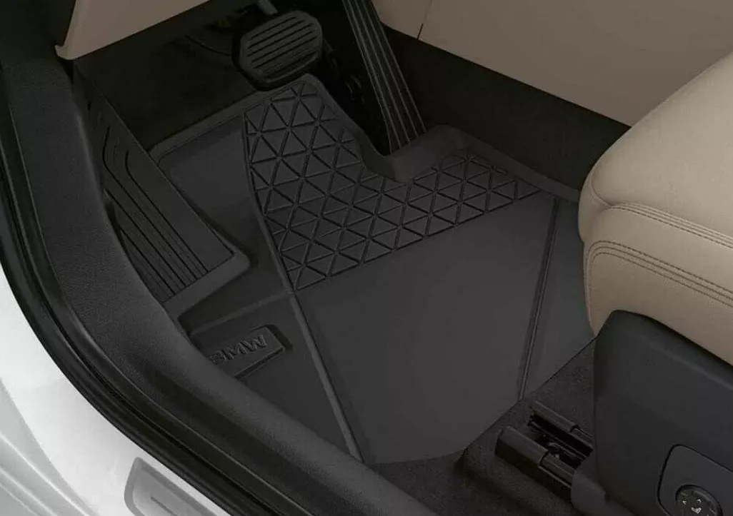 JUEGO PISO DE GOMA DELANTERO ORIGINAL BMW X1 U11 SERIE 2 U06 - 1