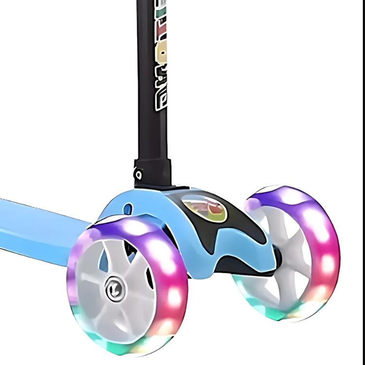 SCOOTER LED MONOPATIN TRISCOOTER PARA NIÑO - 5