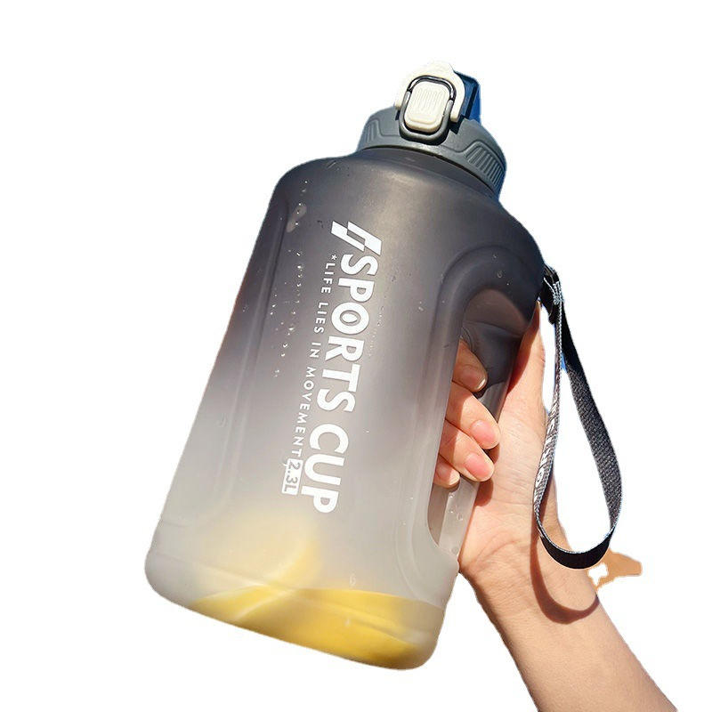 BOTELLA DE AGUA CRUSEC GRADIENTE 2300ML DEPORTIVA FITNESS UNISEX - 1