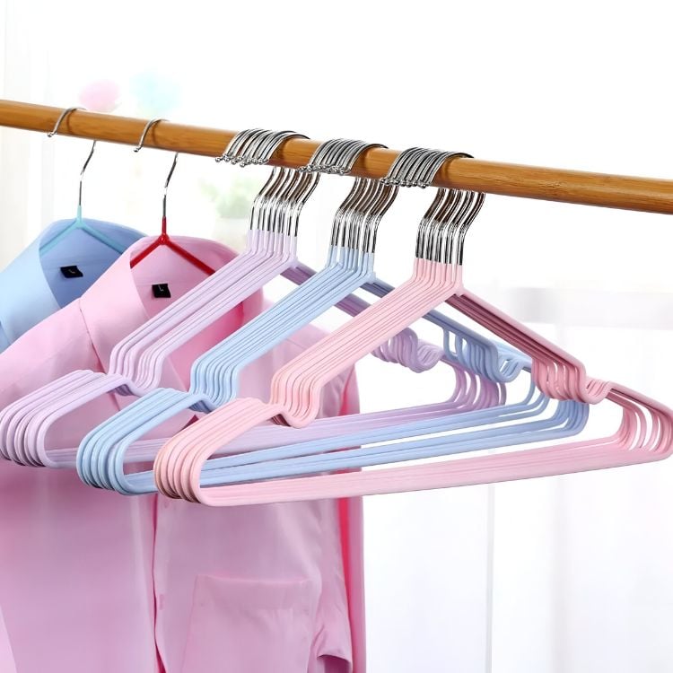GANCHOS COLGADOR ROPA METÁLICOS 50 UNIDADES - Verde - 3