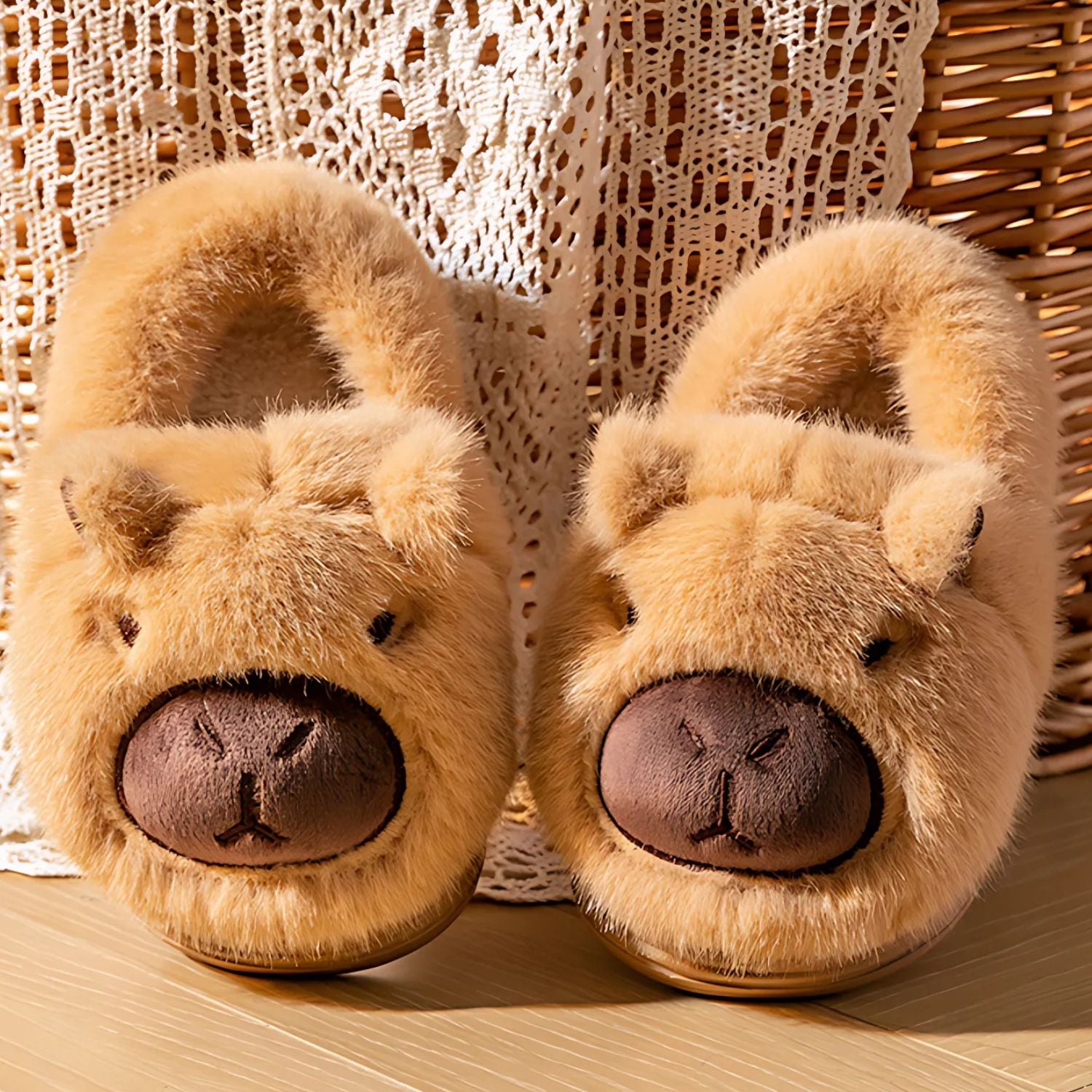 PANTUFLAS DE FELPA SUAVE CAPIBARA KAWAII ANTIDESLIZANTES - 3