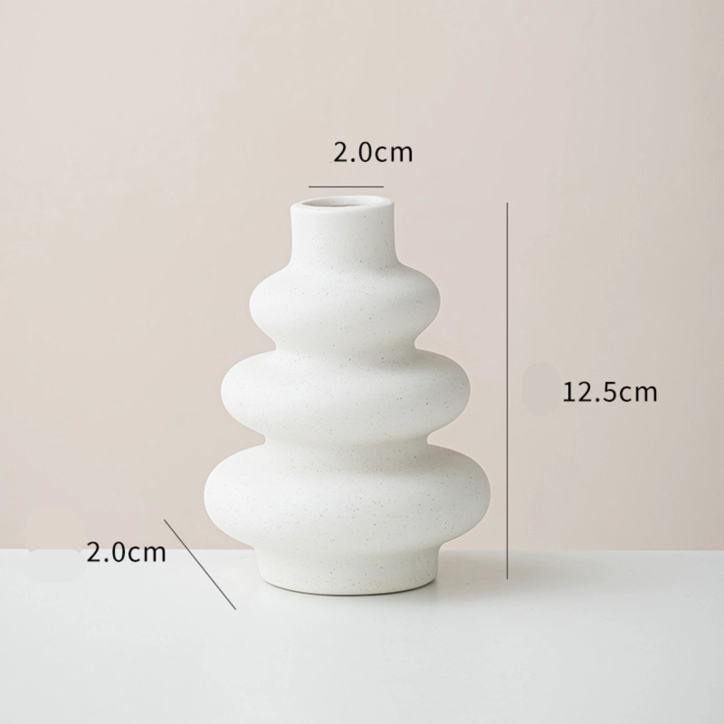 JUEGO DE JARRONES DE CERAMICA BLANCA DE TRES PIEZAS - 2