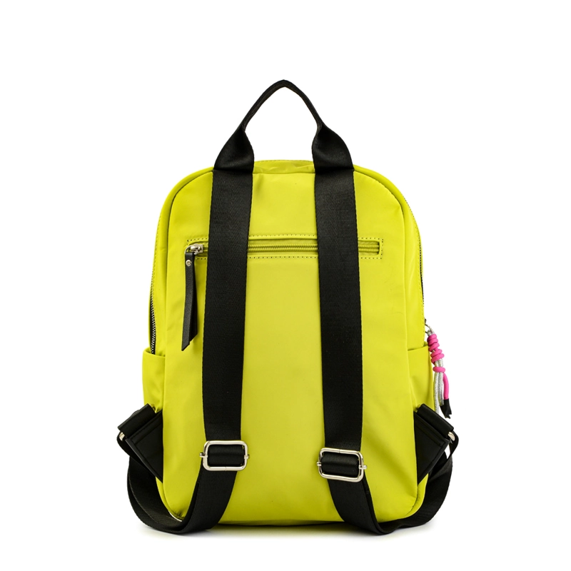 MOCHILA MEDIANA ANIKA VERDE LIMON - 3