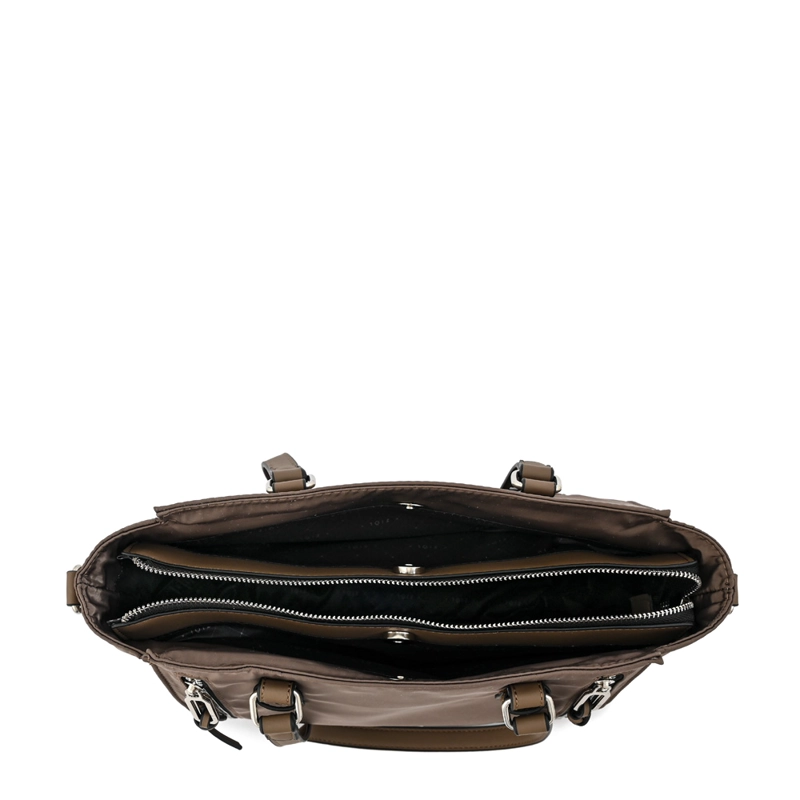 CARTERA TOTE TRES DIVISIONES PENNY GRANDE TAUPE OSCURO - 4