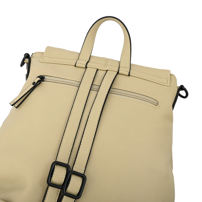 MOCHILA CON TAPA EMA MEDIANA BLANCO CRUDO - 3